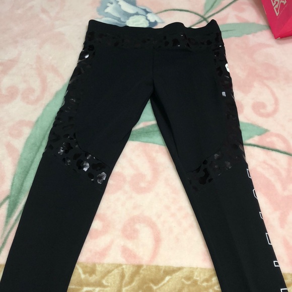 🐆 NWT Size L Black Leopard Print Leggings - Picture 7 of 8